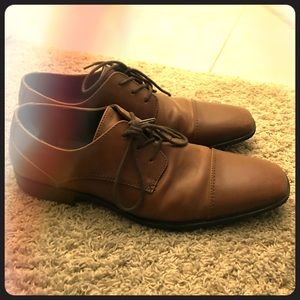 Brown dress shoes